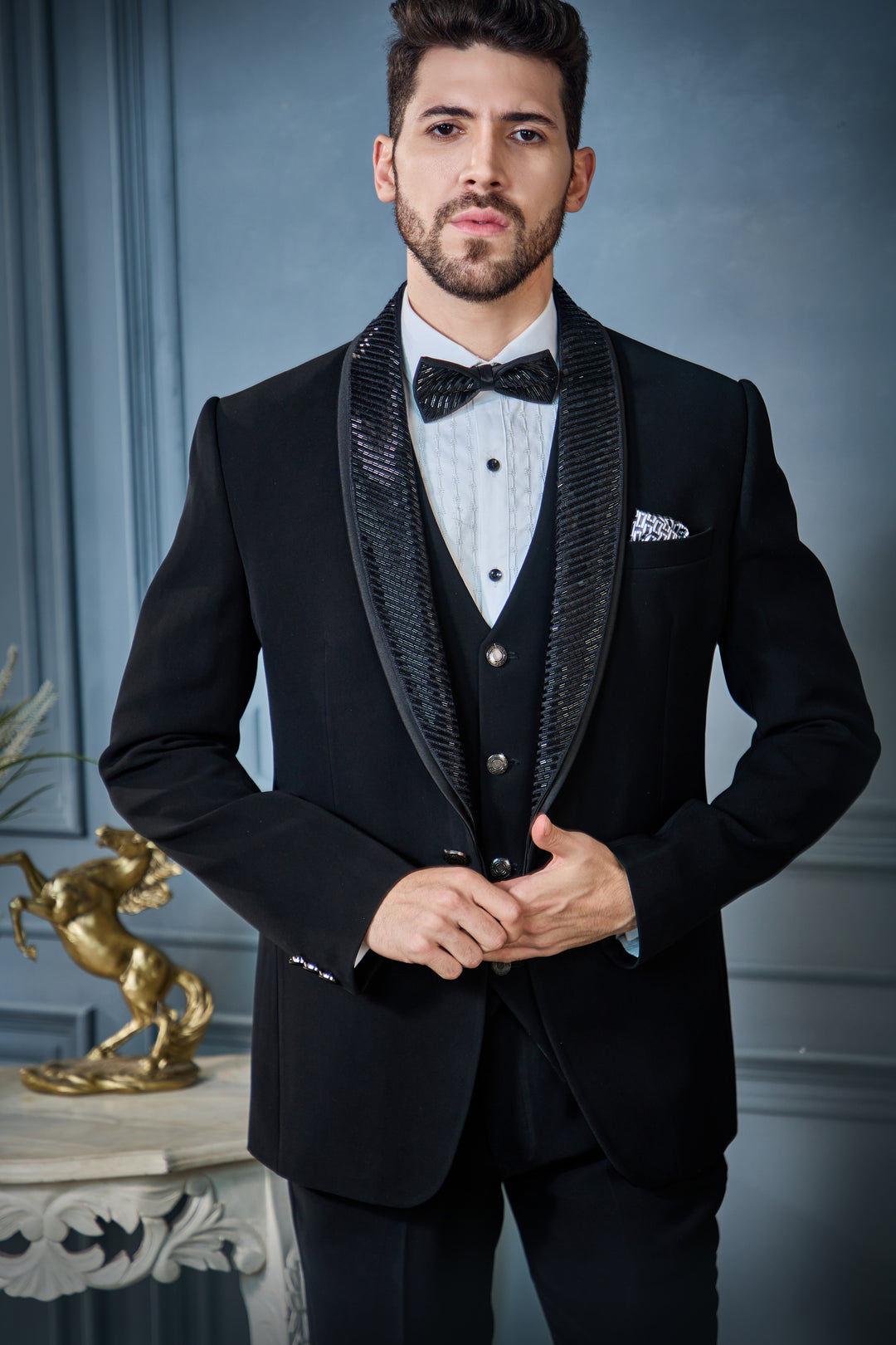 Black Dramatic Lapel Tuxedo Set