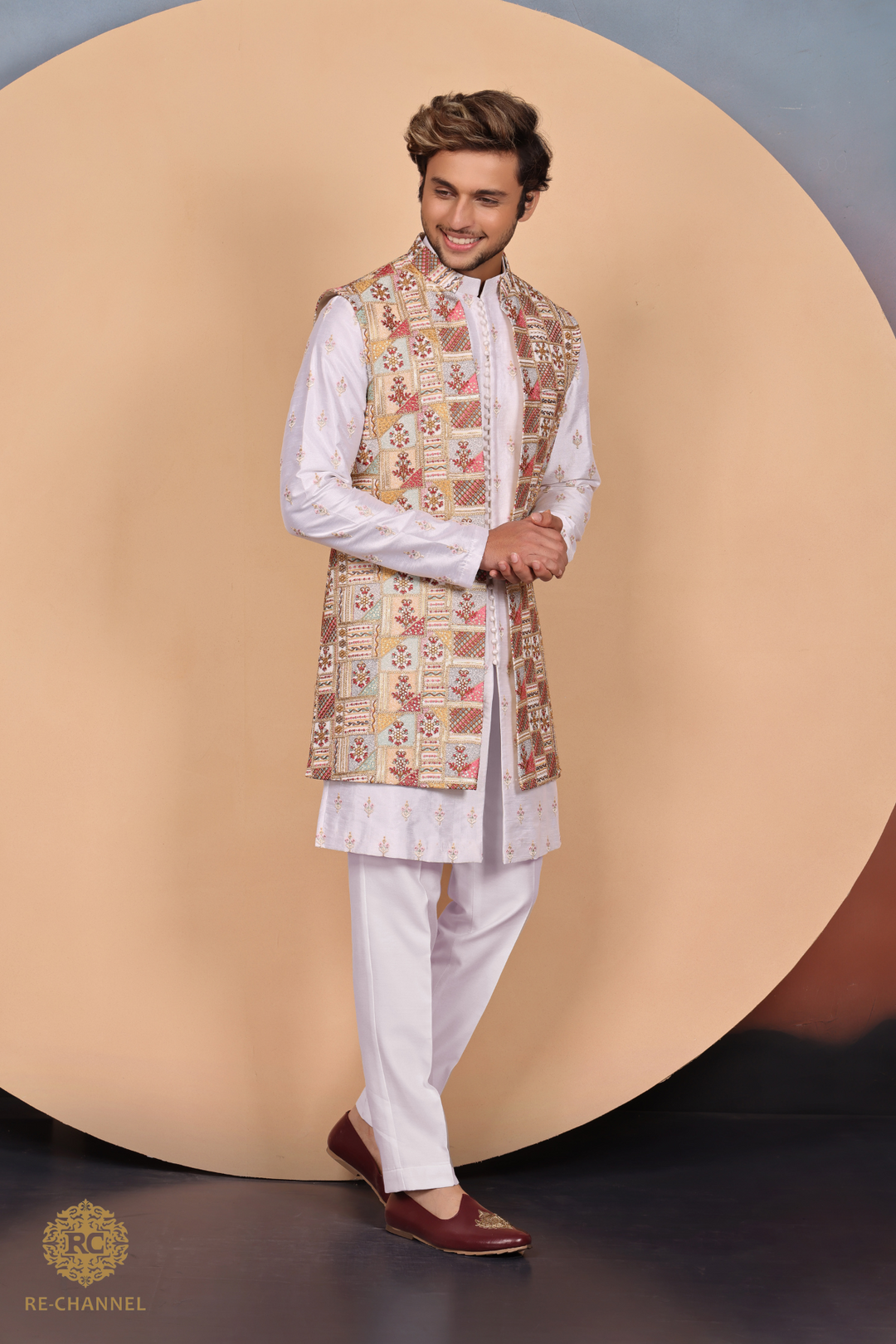 Embroidered Long Bandi with White Kurta