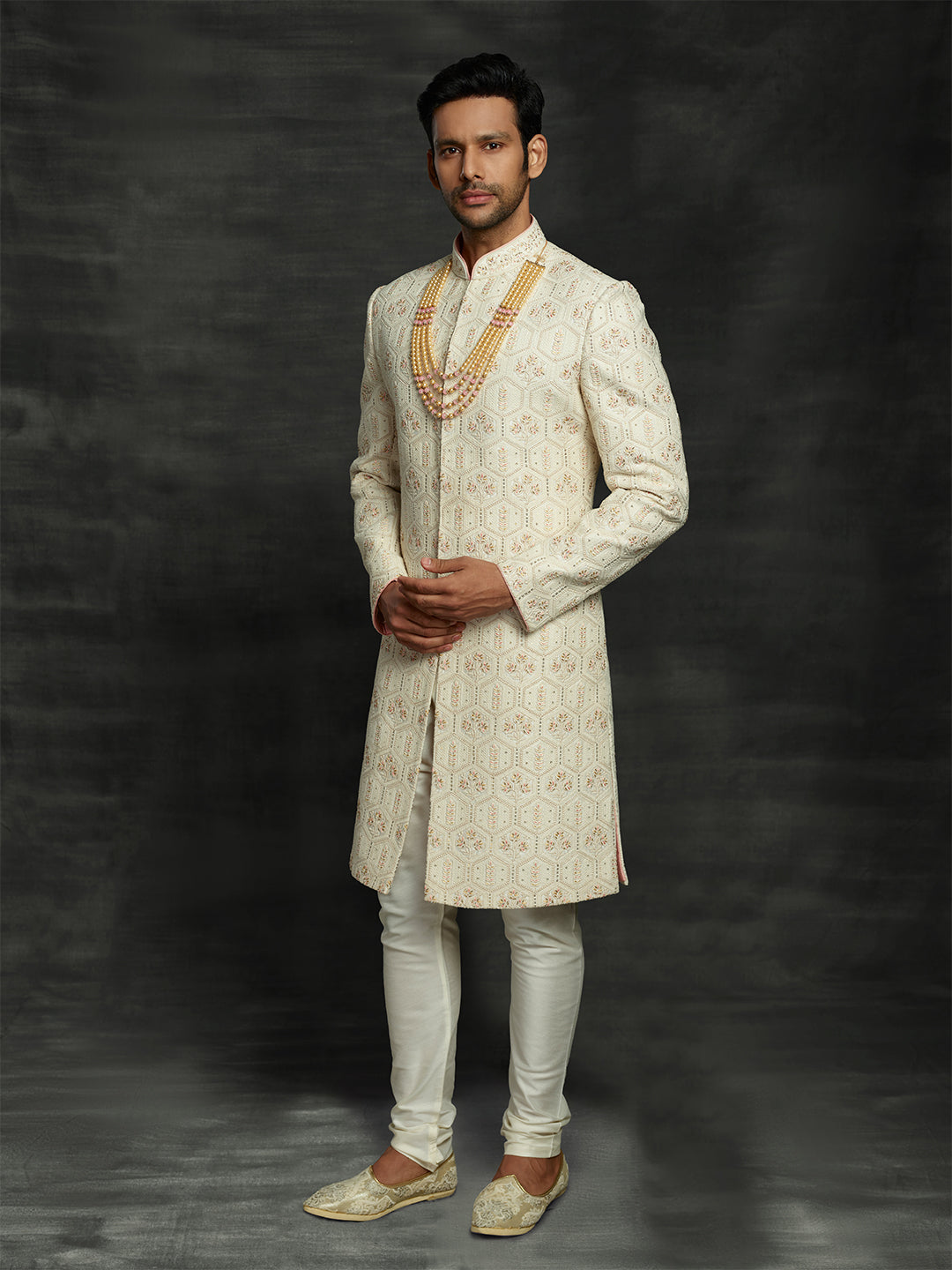 Lakhnavi sherwani for men