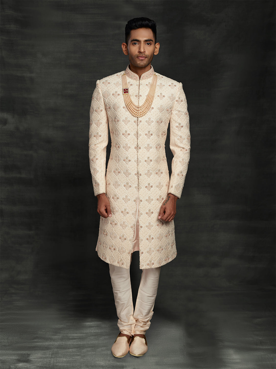 Lakhnavi sherwani in peach