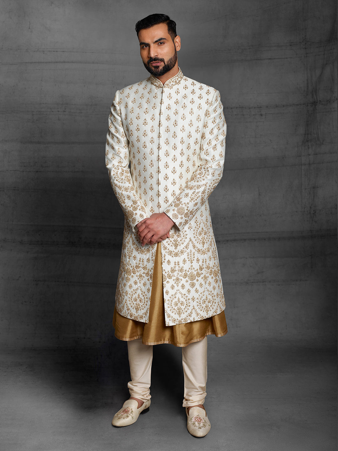 Off-White sherwani with mettalic gold motifs