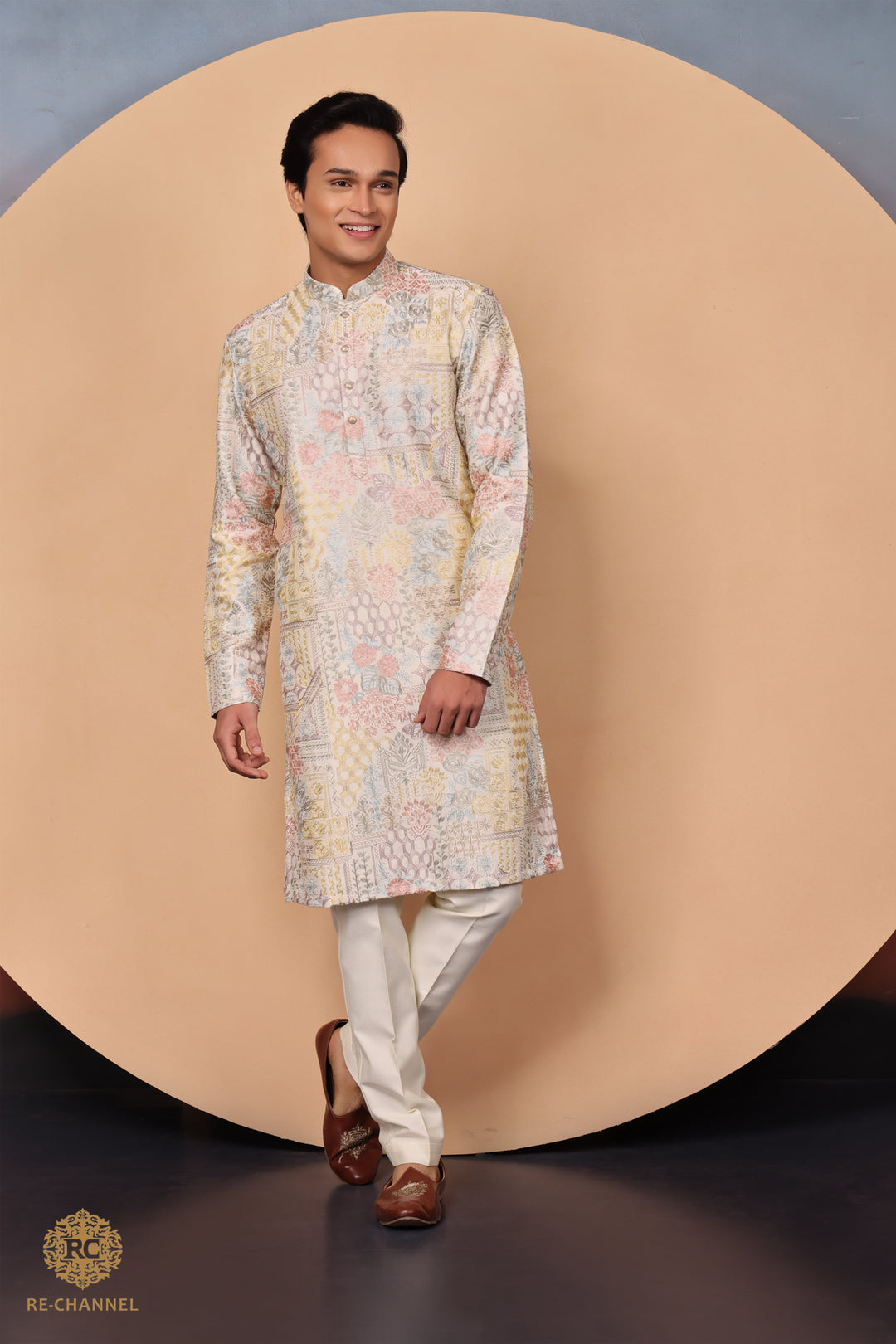 Off White Silk Abstract Thread Work Kurta Set