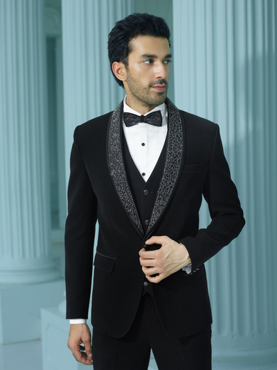 Sleek Black Suit with Embellished Lapel