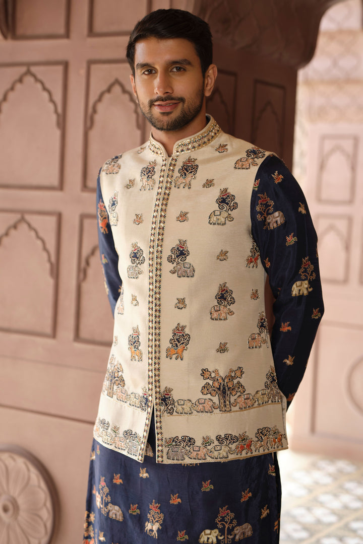 Gold Heritage Motif Bundi Kurta